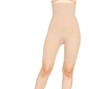 ASSETS by Sara Blakley Assets Sensational Shaper, Size 2